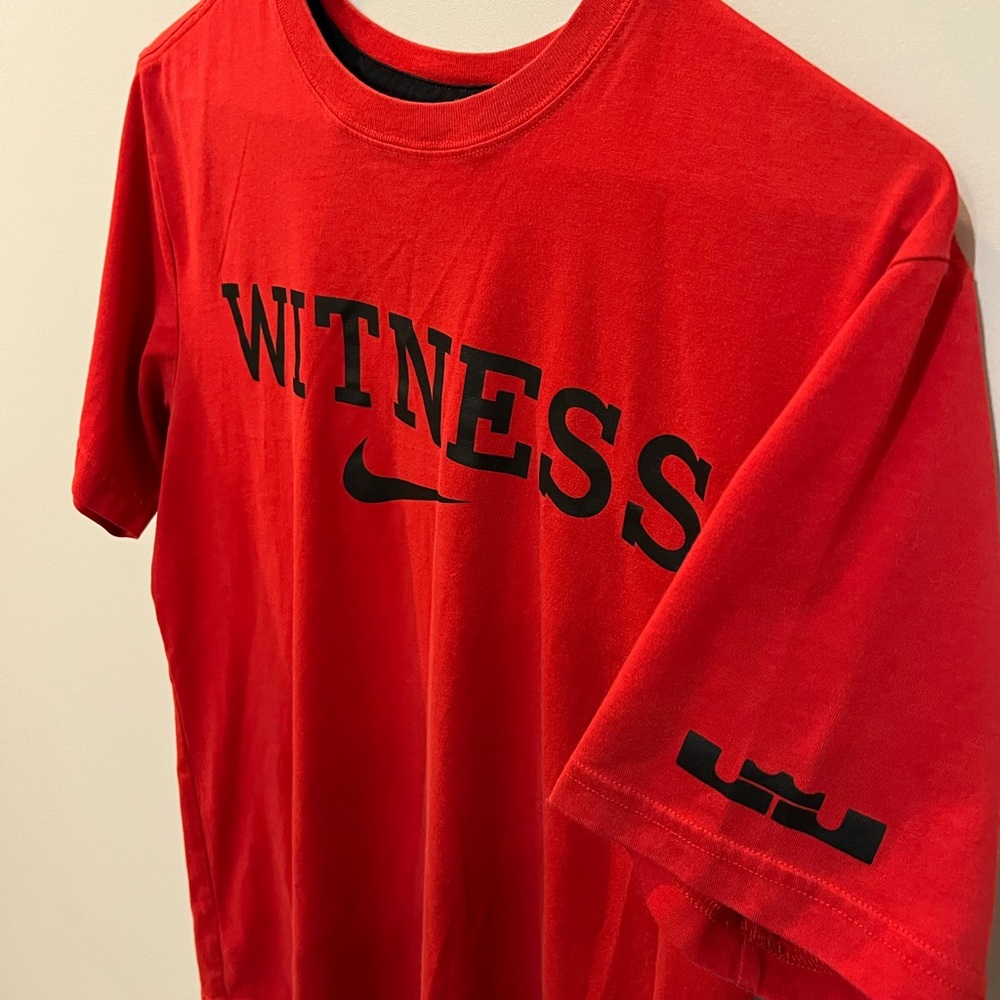 Lebron Nike Red “Witness” Tshirt medium